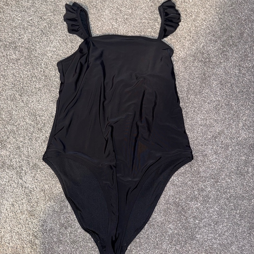 Black ruffle sleeve swimsuit